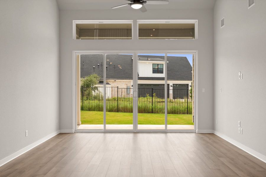 Spacious, unfurnished interior of a new home in Lariat, Liberty Hill (Image 33).