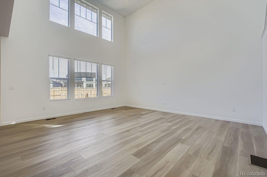 Spacious, unfurnished interior of a new home in Ledge Rock: The Monarch Collection, Johnstown (Image 11).