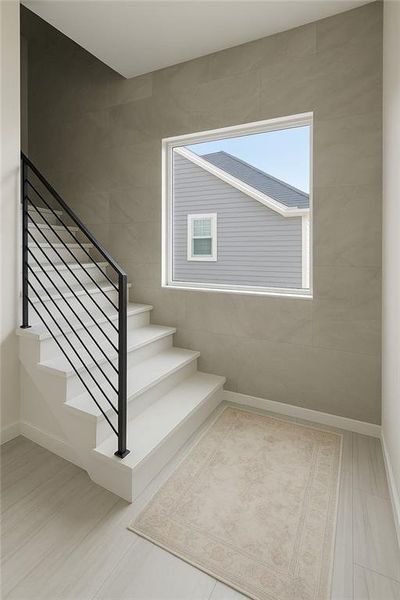 Spacious, unfurnished interior of a new home in , Atlanta (Image 18).