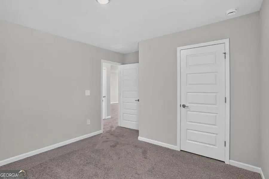 Spacious, unfurnished interior of a new home in Austin Ridge, Commerce (Image 33).