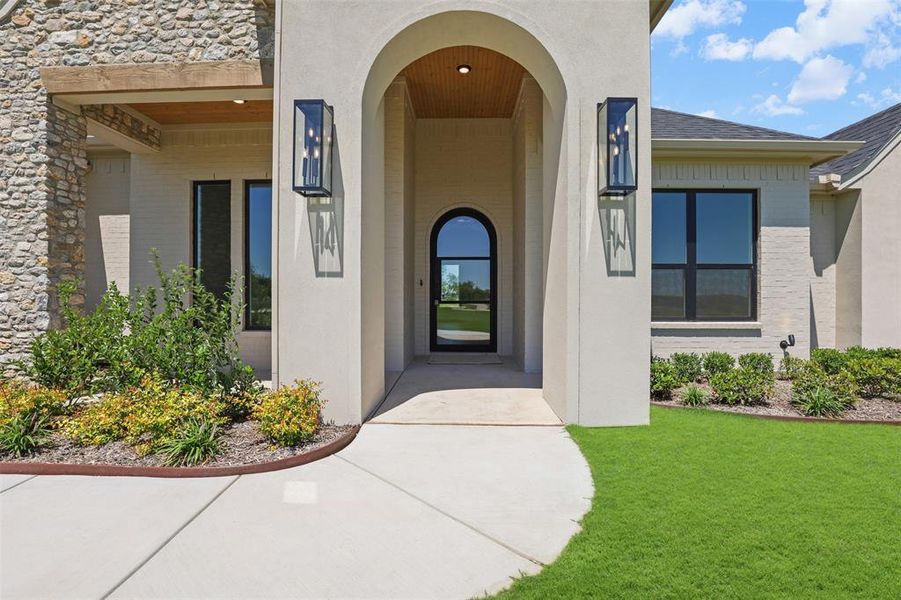 Exterior details and patio area of a home in Bear Creek Ranch, Aledo (Image 4). Exterior details and patio area of a home in Bear Creek Ranch, Aledo (Image 4).