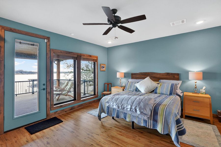 Furnished interior view inside a new home in , Franklin (Image 7).