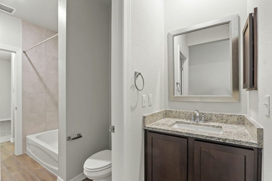 Representative furnished interior of a home built from the Texas Sage by View Homes in Campo Del Sol, El Paso (Image 12). Representative furnished interior of a home built from the Texas Sage by View Homes in Campo Del Sol, El Paso (Image 12).