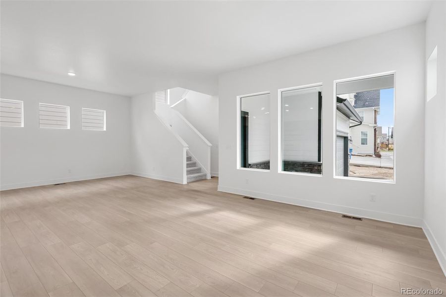 Spacious, unfurnished interior of a new home in Painted Prairie Cottage, Aurora (Image 33).