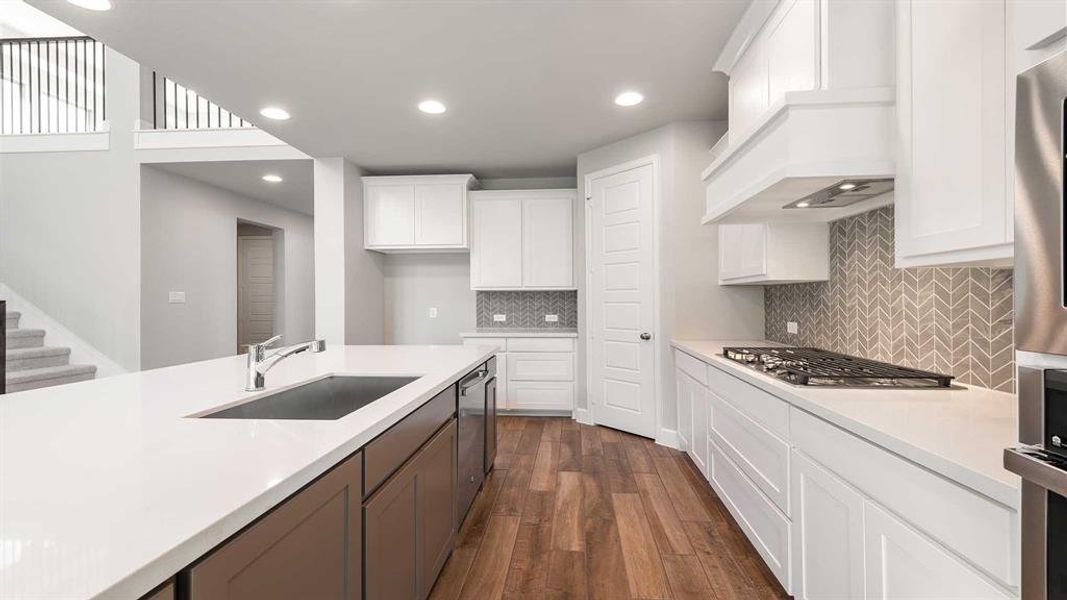 Furnished interior view inside a new home in Trinity Falls 50', McKinney (Image 9).