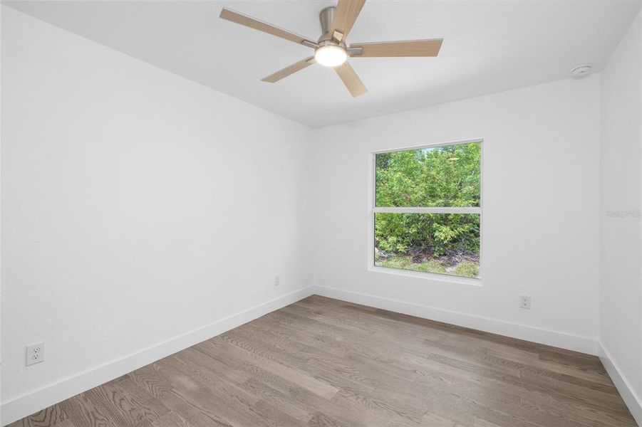 Spacious, unfurnished interior of a new home in , Rotonda West (Image 15).
