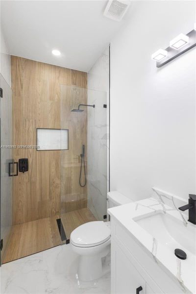 Furnished interior view inside a new home in , Cape Coral (Image 8).