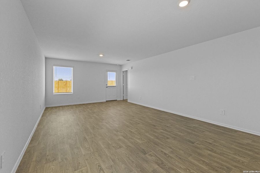 Spacious, unfurnished interior of a new home in Hickory Ridge, Elmendorf (Image 27).