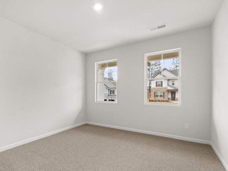 Spacious, unfurnished interior of a new home in Thompson Ridge, Dallas (Image 36). Spacious, unfurnished interior of a new home in Thompson Ridge, Dallas (Image 36).