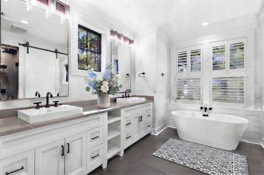 Furnished interior view inside a new home in , Seabrook (Image 14).