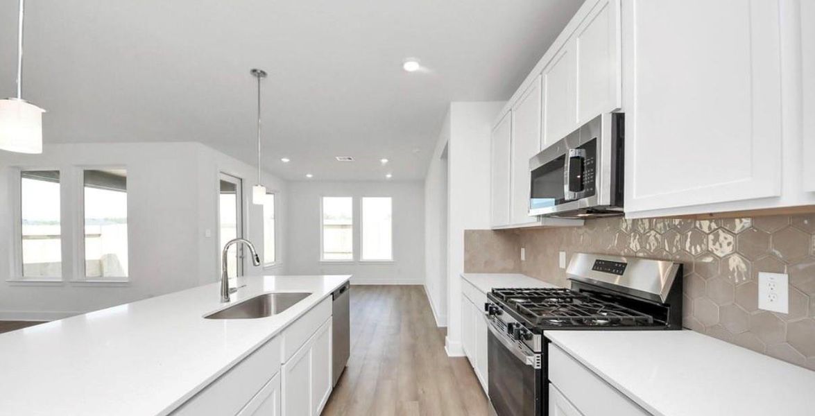 14438 Trumpet Kitchen 14438 Trumpet Kitchen