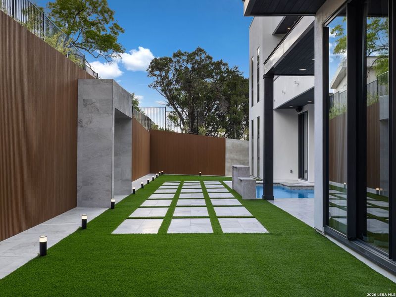 Exterior details and patio area of a home in , San Antonio (Image 4).