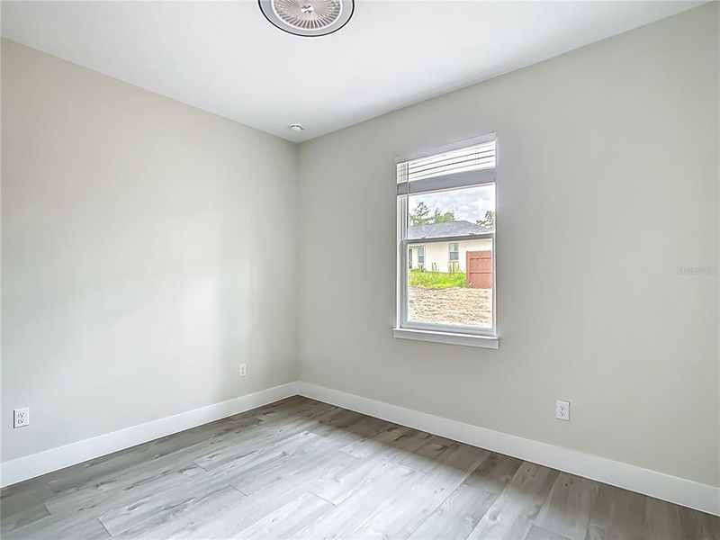 Spacious, unfurnished interior of a new home in , Ocala (Image 28).