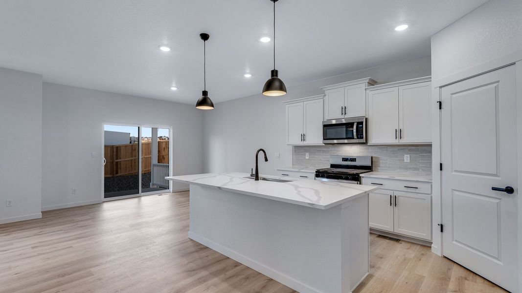 Furnished interior view inside a new home in Vista Meadows, Fort Lupton (Image 6).