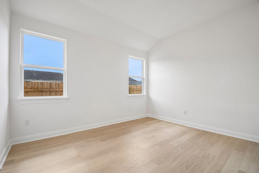 Spacious, unfurnished interior of a new home in Sage Hollow, Kyle (Image 21).