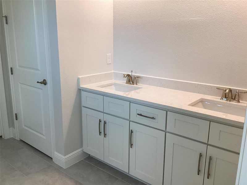 Furnished interior view inside a new home in , Ocala (Image 8).