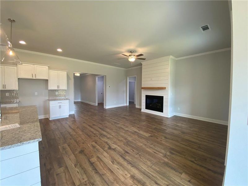 Spacious, unfurnished interior of a new home in , Jefferson (Image 44).
