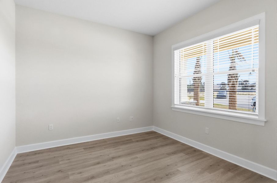 Spacious, unfurnished interior of a new home in Beachview Cove, Ormond Beach (Image 61).