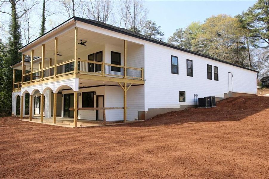 Exterior details and patio area of a home in , Mableton (Image 21).