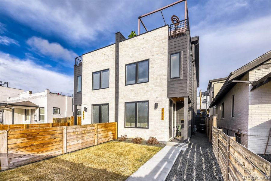 Exterior details and patio area of a home in , Denver (Image 19).