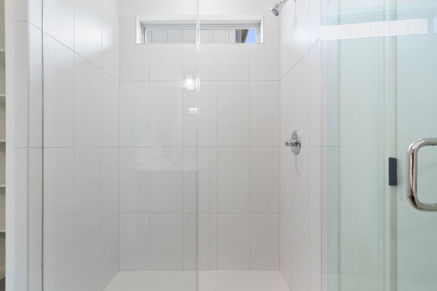 033_lb107776_869 033_lb107776_869