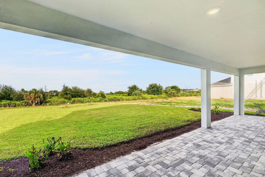 Representative exterior details of a home built from the Jupiter by William Ryan Homes in Tamarack at Two Rivers, Zephyrhills (Image 4).