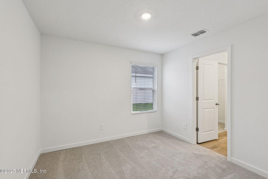 Spacious, unfurnished interior of a new home in Azalea Creek, Jacksonville (Image 13). Spacious, unfurnished interior of a new home in Azalea Creek, Jacksonville (Image 13).