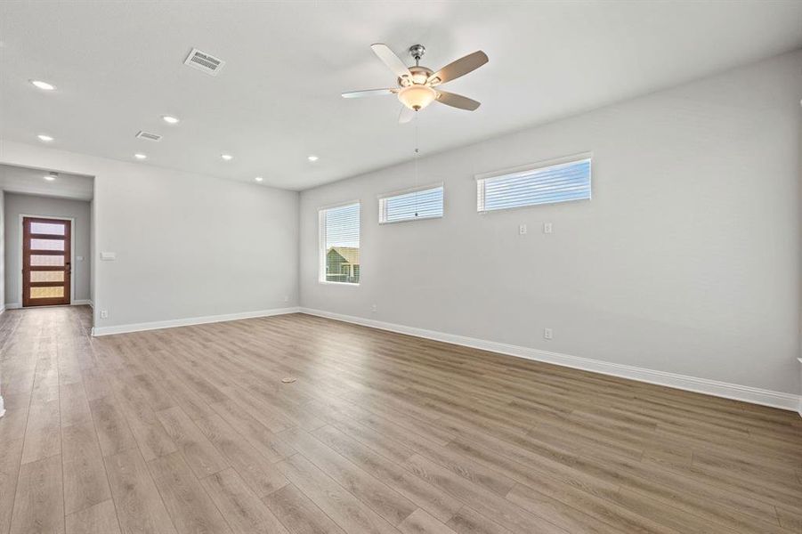 6-web-or-mls-2309-lafayette-dr