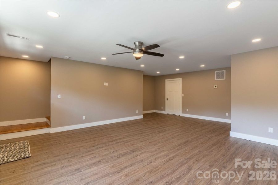 Spacious, unfurnished interior of a new home in , Asheville (Image 29).