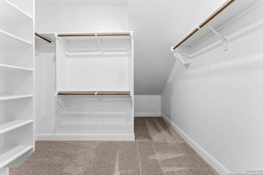 Spacious, unfurnished interior of a new home in Davis Ranch 60', San Antonio (Image 22).