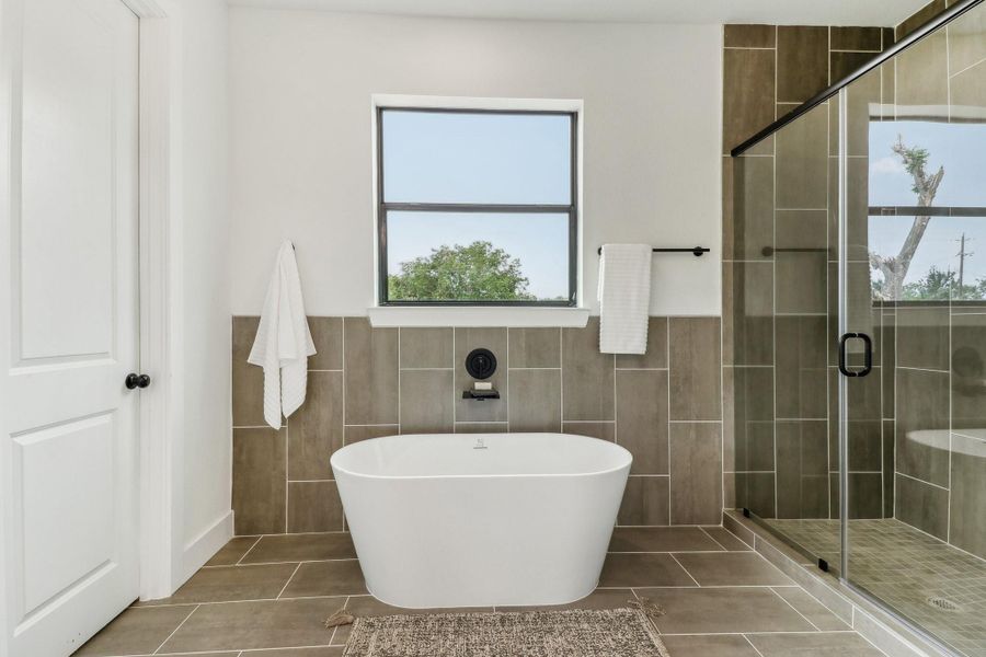 Primary bathtub.