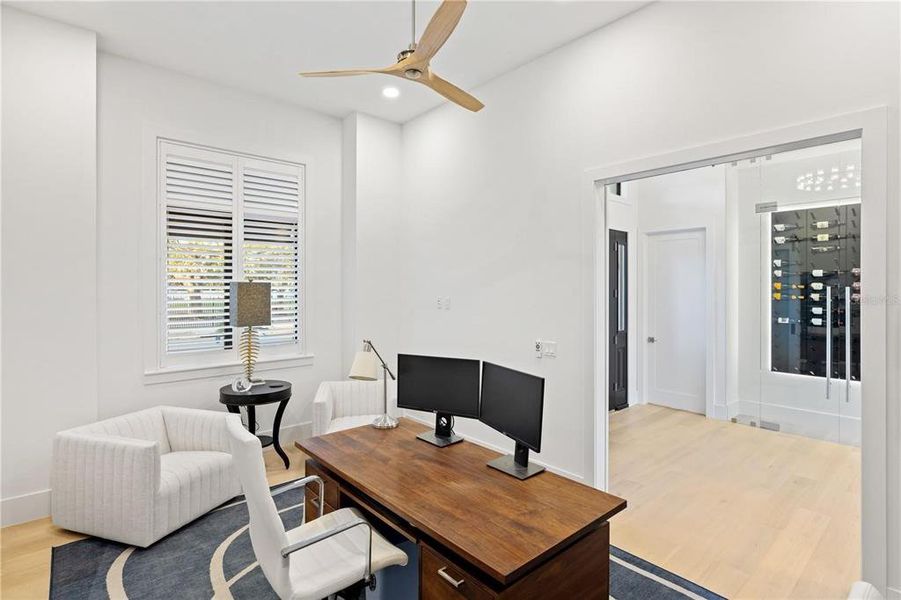 Furnished interior view inside a new home in , Sarasota (Image 38).