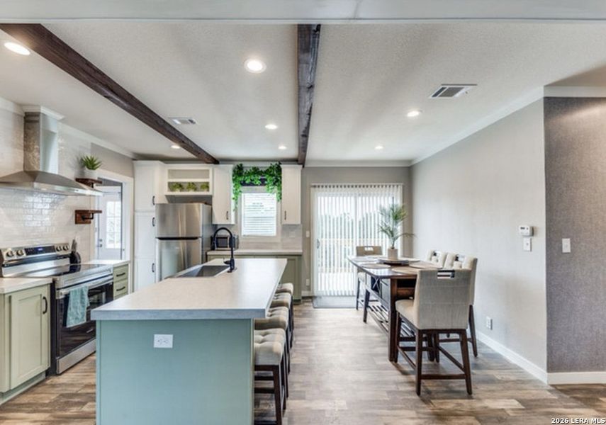 Furnished interior view inside a new home in , Bandera (Image 4).