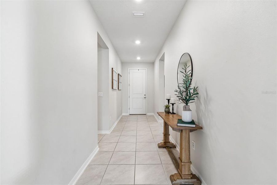 Furnished interior view inside a new home in Riverstone, Land O' Lakes (Image 45). Furnished interior view inside a new home in Riverstone, Land O' Lakes (Image 45).