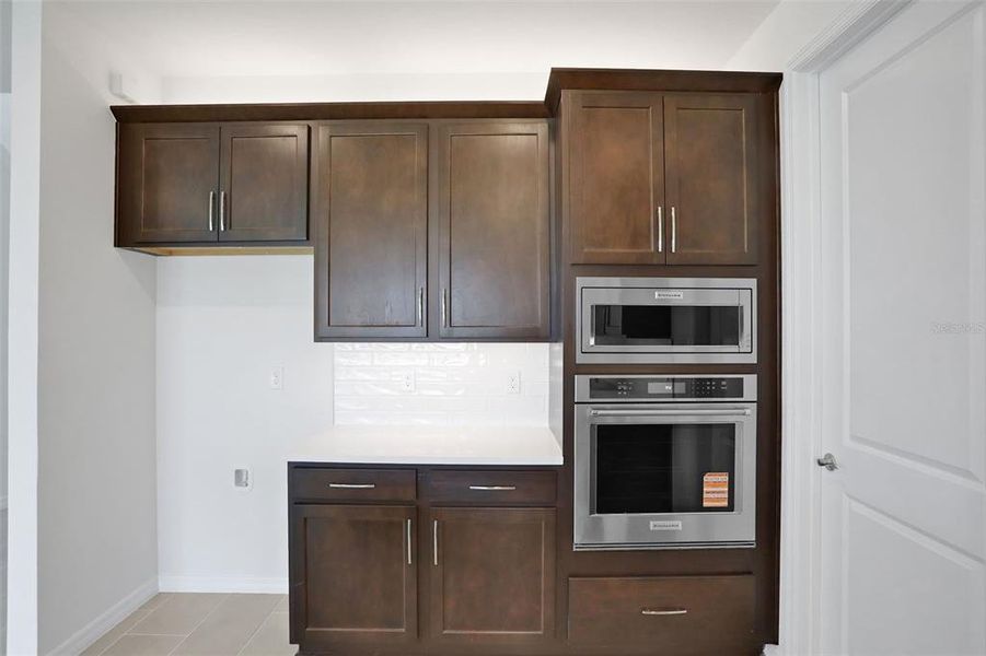 Close-up of interior finishes inside a home in Turnleaf, Punta Gorda (Image 10).