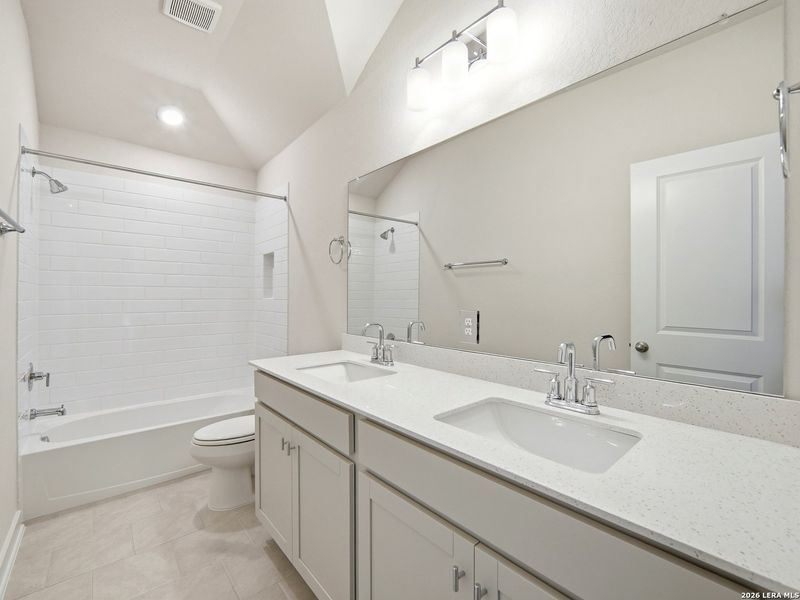 Furnished interior view inside a new home in Saddle Creek Ranch, Cibolo (Image 6).