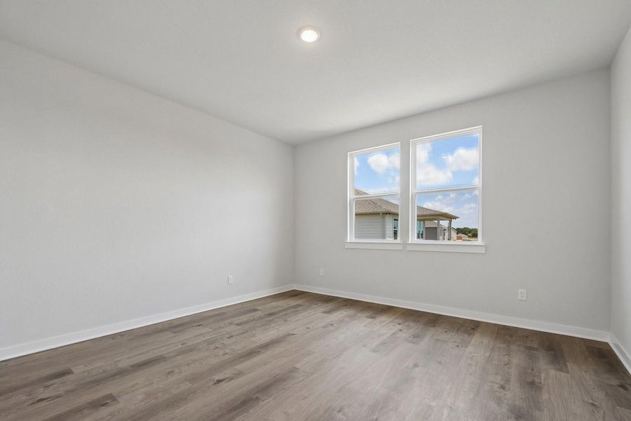 Spacious, unfurnished interior of a new home in Jennings Place, Georgetown (Image 22).