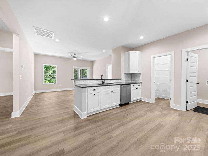 Image 30 of a home in . Image 30 of a home in .