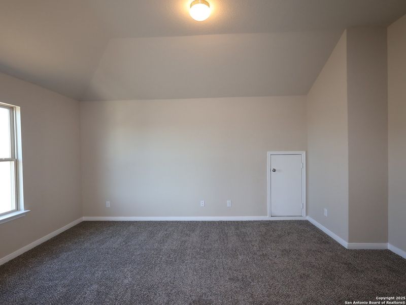Spacious, unfurnished interior of a new home in Park Place, New Braunfels (Image 21). Spacious, unfurnished interior of a new home in Park Place, New Braunfels (Image 21).