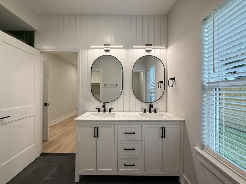 Furnished interior view inside a new home in , North Charleston (Image 14).