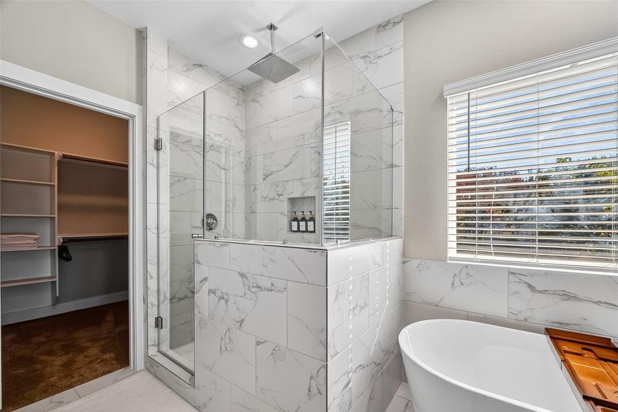 Furnished interior view inside a new home in Scranton Estates, Houston (Image 38).