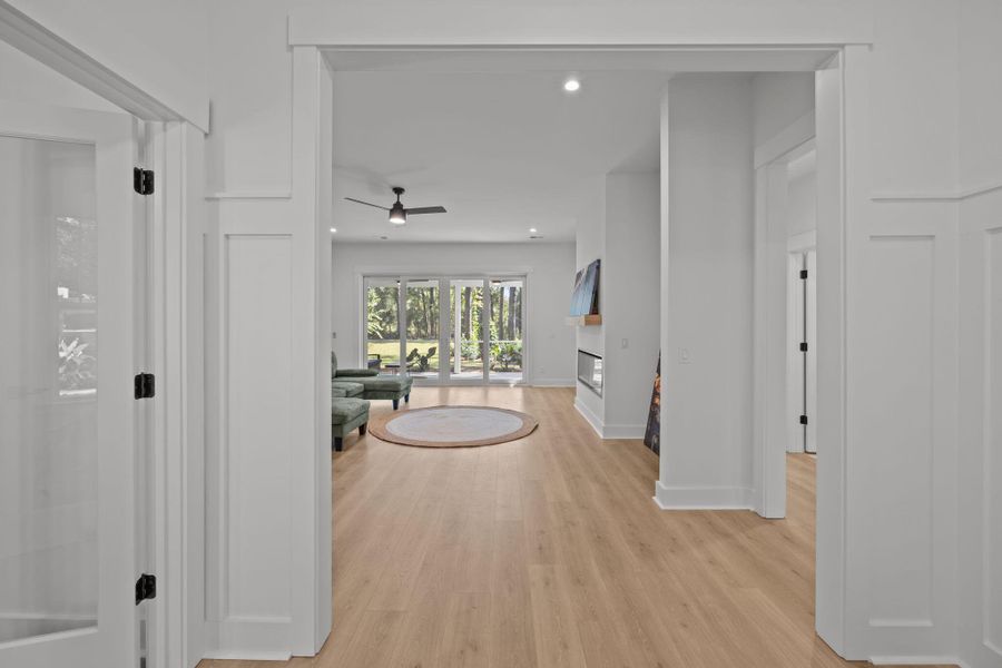 Spacious, unfurnished interior of a new home in , Awendaw (Image 20). Spacious, unfurnished interior of a new home in , Awendaw (Image 20).