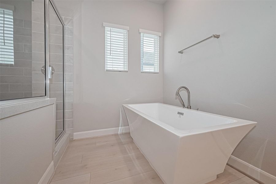 Furnished interior view inside a new home in Regents Court, Houston (Image 18).