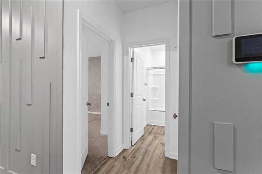 Spacious, unfurnished interior of a new home in Alcovy Trace, Lawrenceville (Image 24).