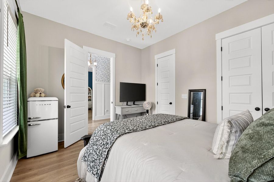 Furnished interior view inside a new home in , Ravenel (Image 31).