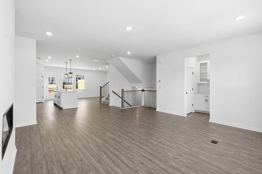 Spacious, unfurnished interior of a new home in Auburn Glen, Dacula (Image 10).