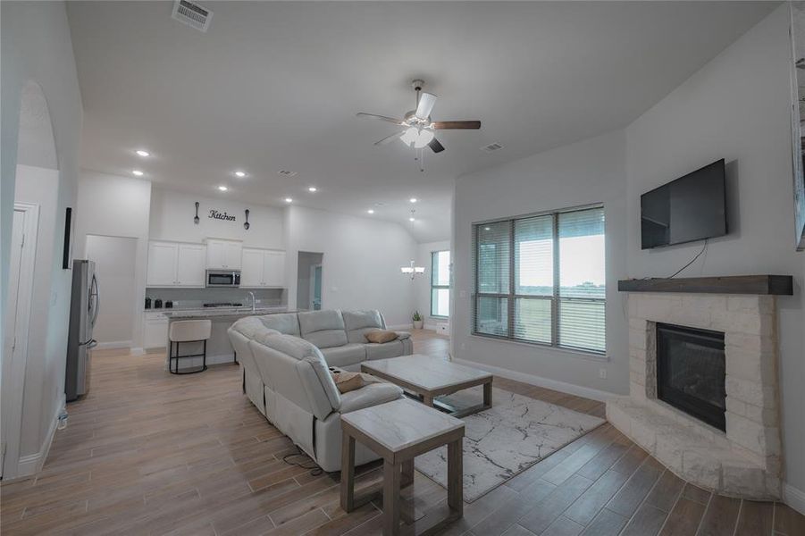 Furnished interior view inside a new home in Creekview Farms, Greenville (Image 10). Furnished interior view inside a new home in Creekview Farms, Greenville (Image 10).