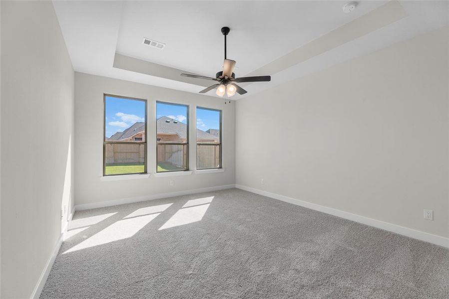 Spacious, unfurnished interior of a new home in Jordan Ranch – 50', Katy (Image 12). Spacious, unfurnished interior of a new home in Jordan Ranch – 50', Katy (Image 12).