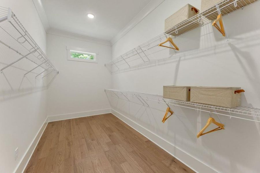 Spacious, unfurnished interior of a new home in Arden on Lanier, Cumming (Image 22).