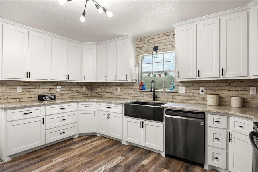 Furnished interior view inside a new home in , Hico (Image 15).